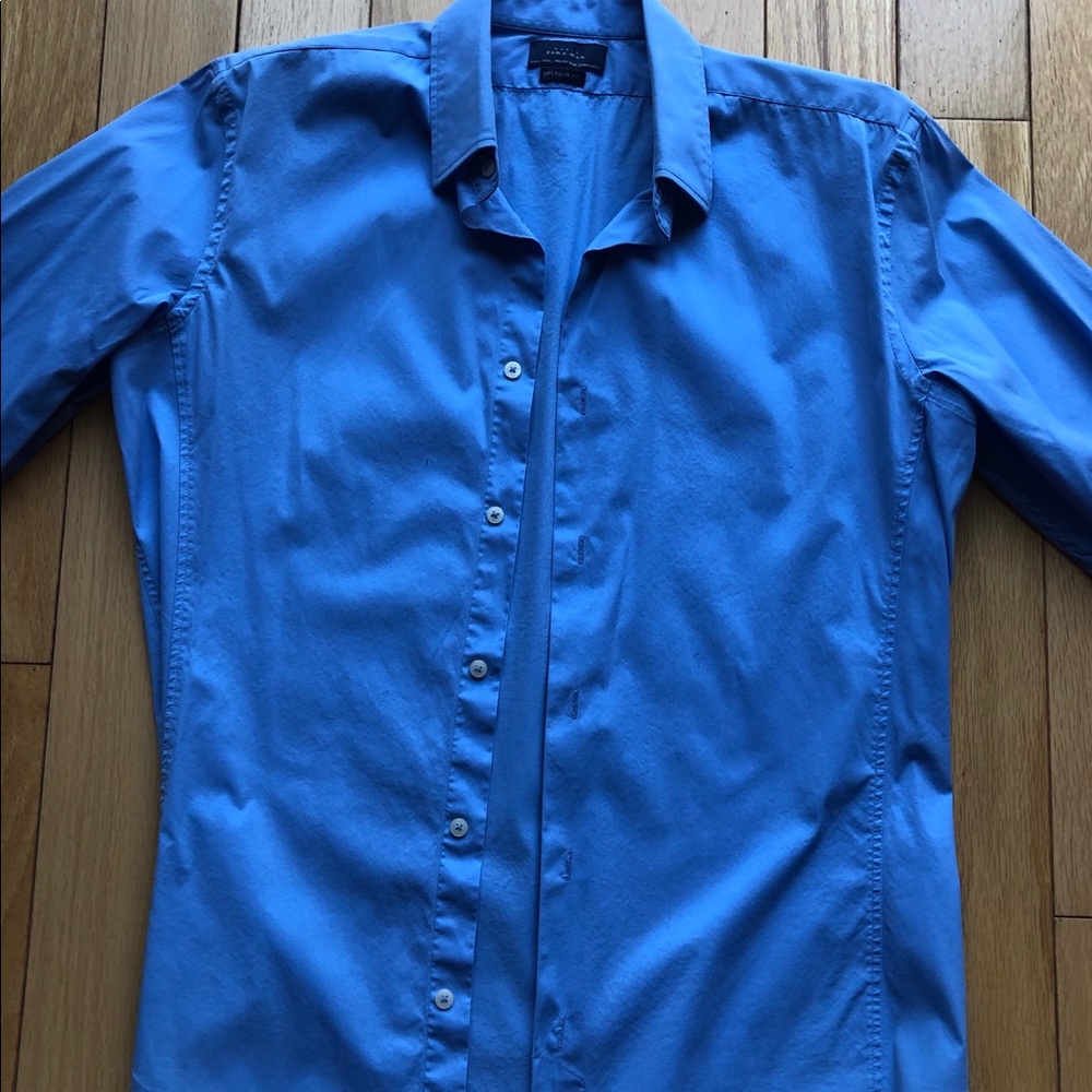 ZARA men’s button down blue shirt.